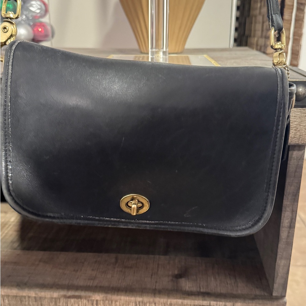 Vintage coach 9755